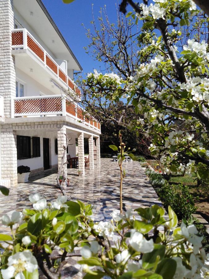 Milijana Apartments Rab Раб Экстерьер фото