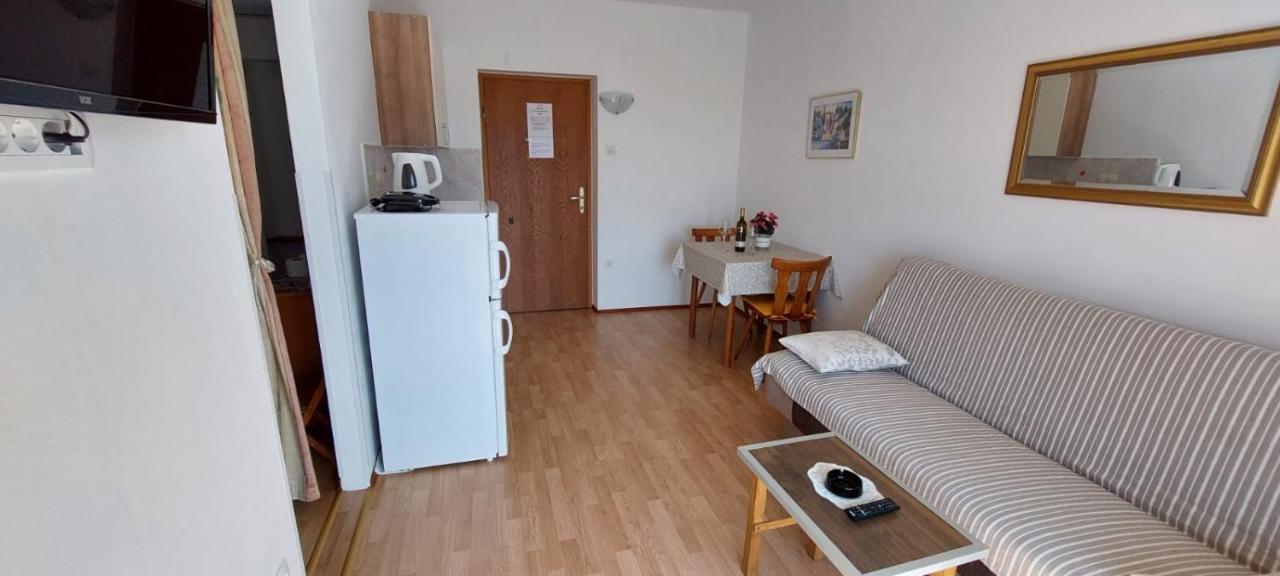Milijana Apartments Rab Раб Экстерьер фото